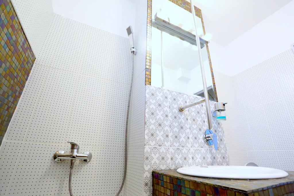 Soho Apartment Near Ceronav 加拉茨 外观 照片